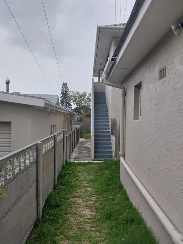 To Let 2 Bedroom Property for Rent in Fish Hoek Western Cape